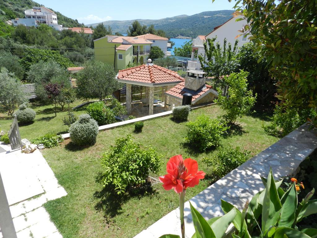 Apartments Kaskada Marina Exterior foto
